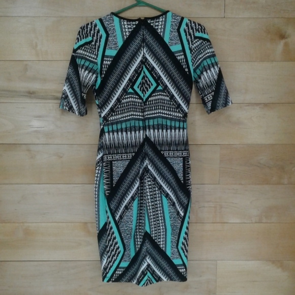 Bisou Bisou Dress - Picture 2 of 3